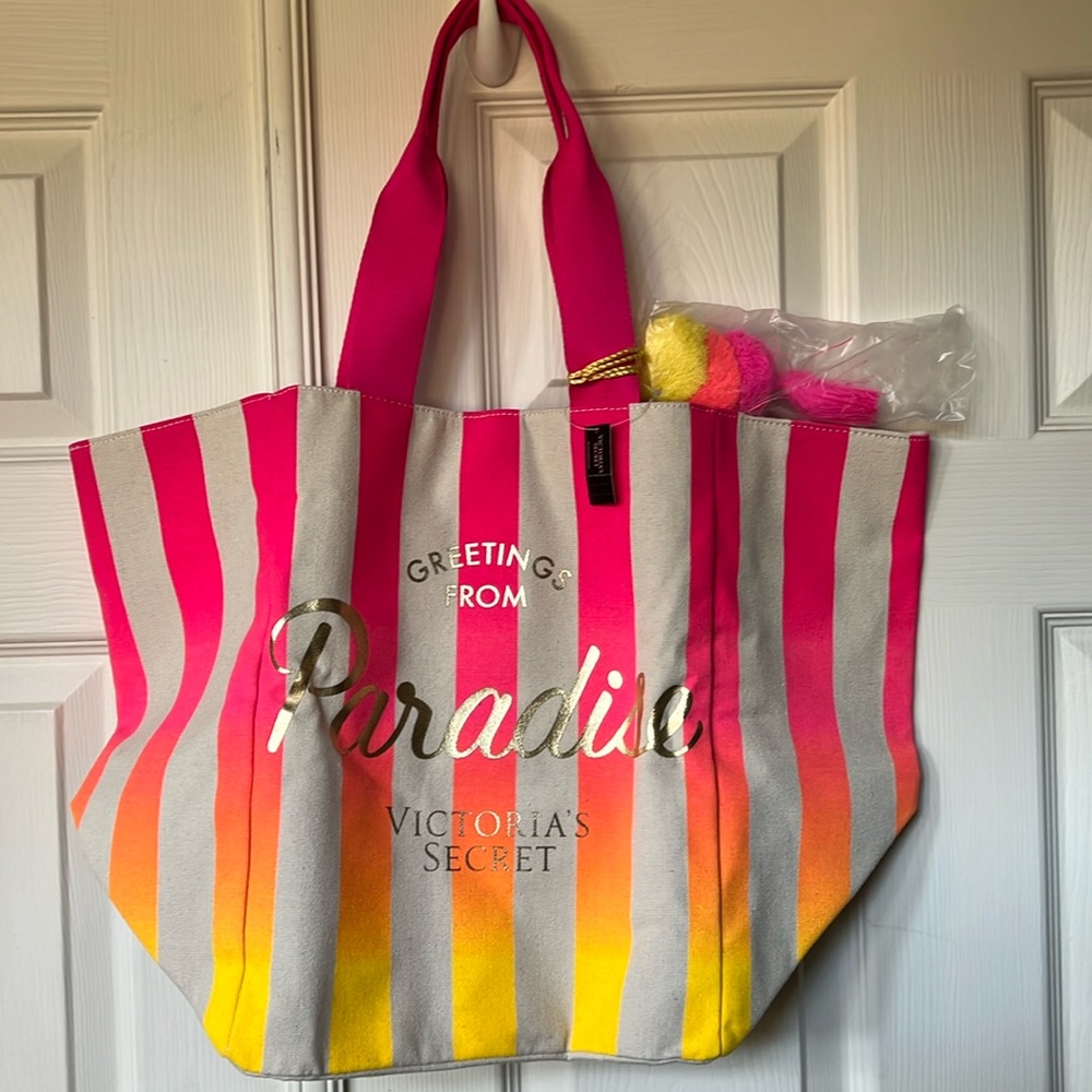 ❤️❤️NWT - Victoria’s Secret Paradise Tote